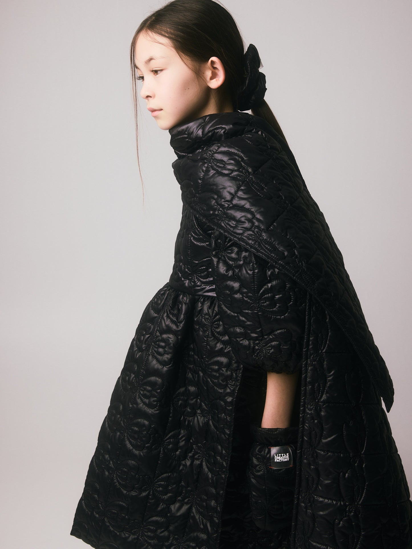 Bjork Scrunchie Black